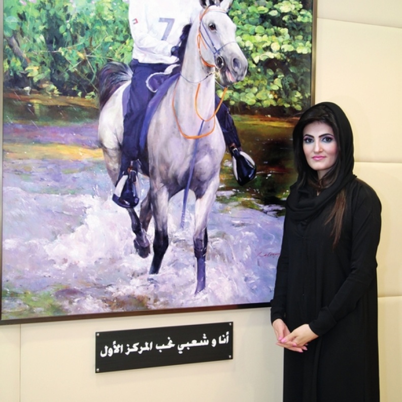 أسماء يوسف الجناحي في صورة لسمو الشيخ محمد بن راشد