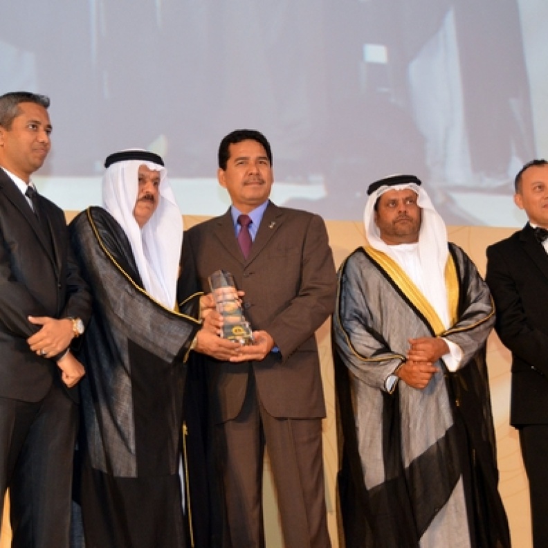 سياحة دبي تتألق في معرض الحوافز