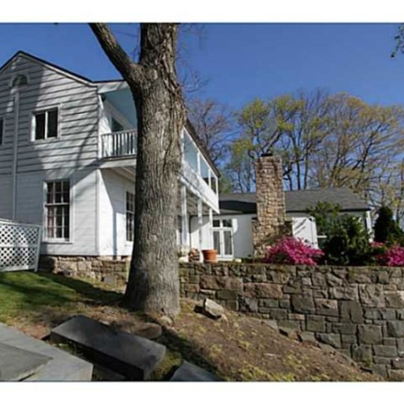 المنزل من الخارج