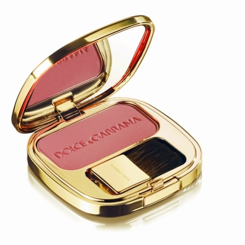 BLUSHER