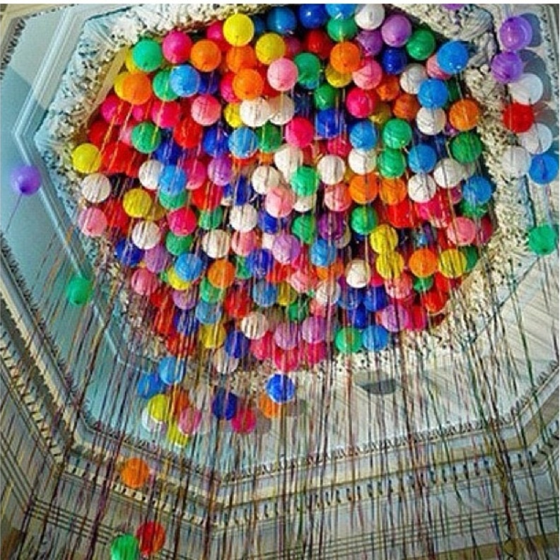 لوني زفافك بلمسات قوس قزح