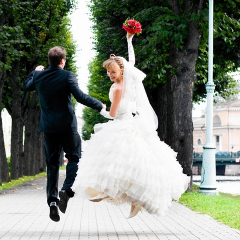 هل تقبلين أن يكون موعد زفافك  صباحاً ؟