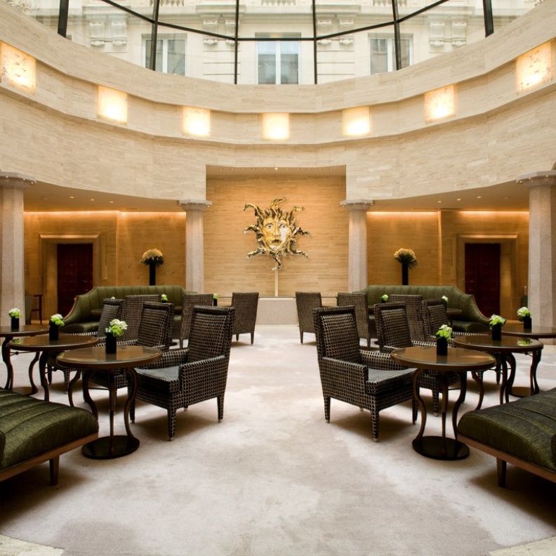 مطعم فندق بارك حياة ميلان