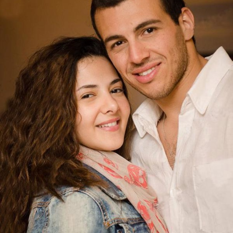 دنيا سمير غانم وخطيبها