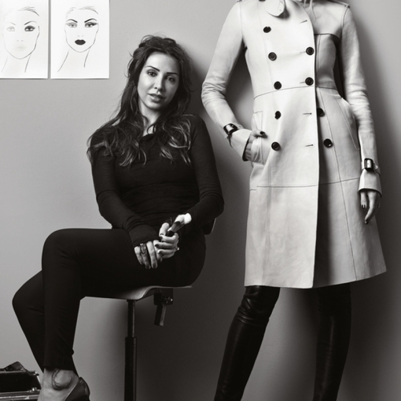 النجمتين غوينيث بالترو وجويل