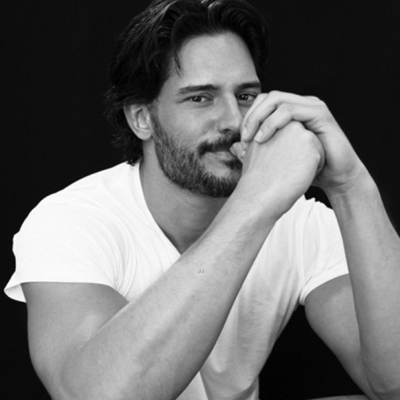 جو مانغنيلو يشتري شقة بـ1.8 مليون دولار