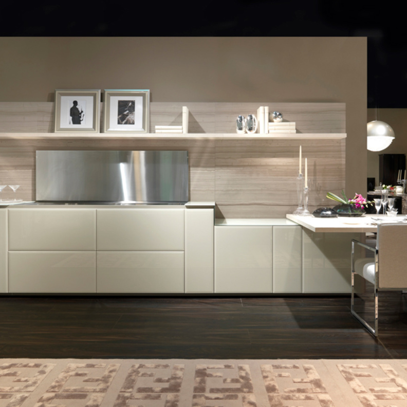 من تصميمات Fendi