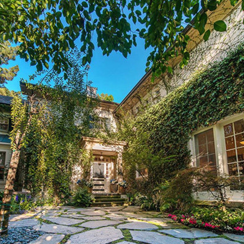 جيسيكا سيمبسون تخفض سعر منزلها