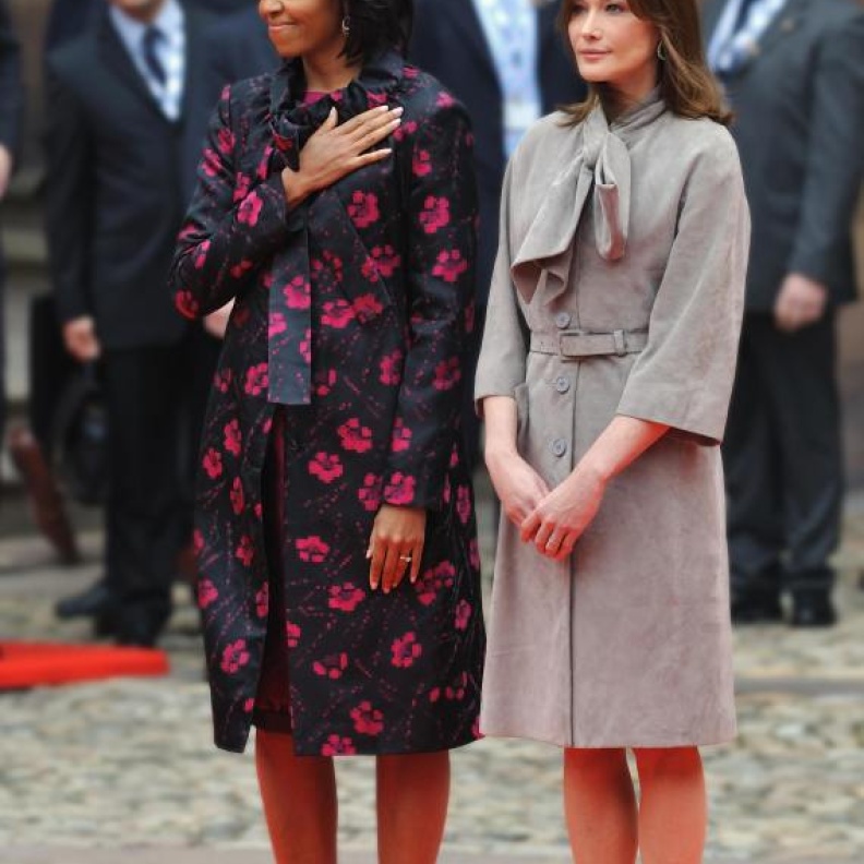 Carla Bruni مع Michelle Obama