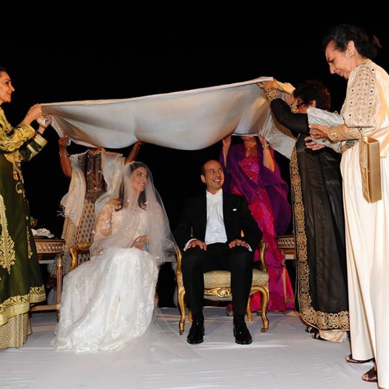 الأميرة نوال ظاهر تعيد البريق  لآخر ملوك الكوتشينة 