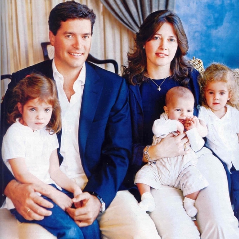 الكسيا ابنة كل عروش أوروبا .. لا تجد "عرشا"