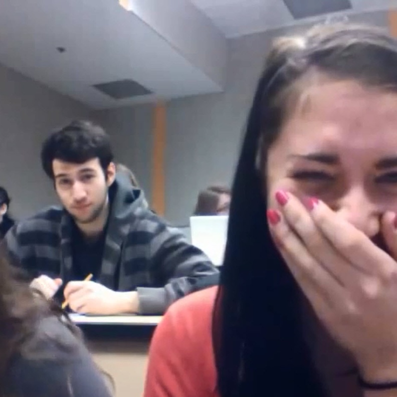 فتيات المدرسة الساحرات!