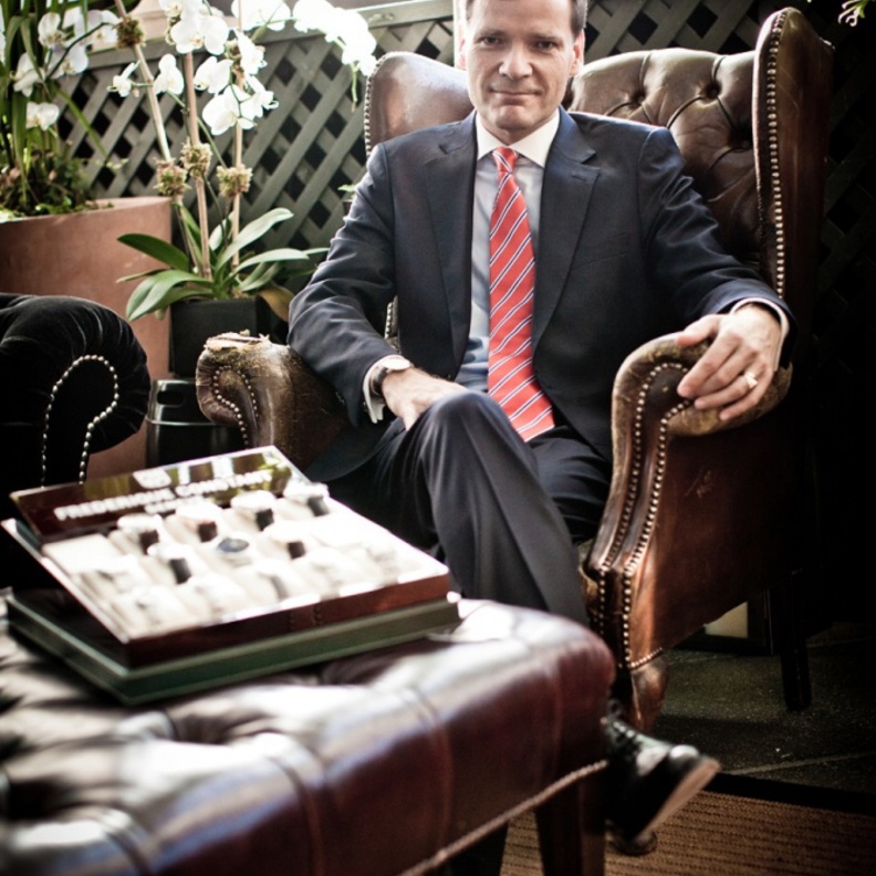 دار Frederique Constant تطلق كتاباً عن رحلتها في عالم الساعات السويسرية 