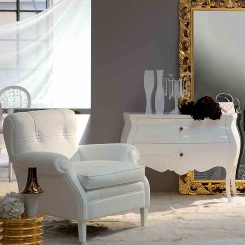 يتناغم اللون الذهبي مع الأبيض بشكل أنيق للغاية