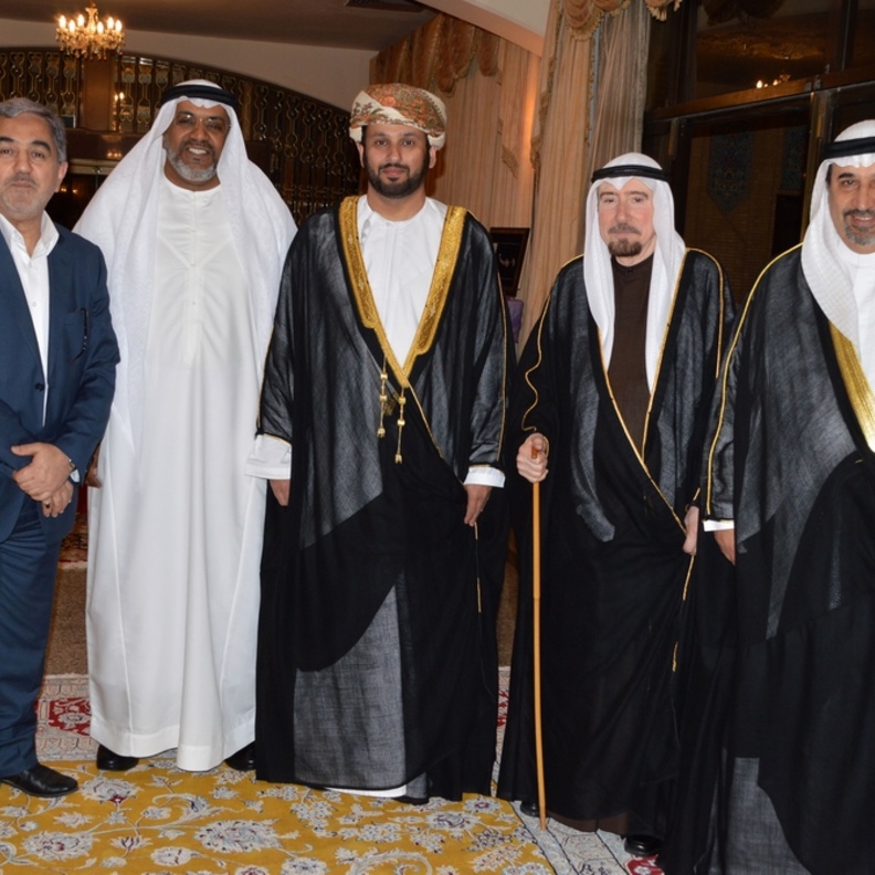 سفير الكويت السيد الهاشمي، سفير عمان، نائب سفير إيران