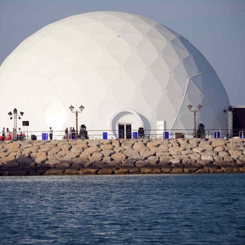 استاد باراسيتي في نادي دبي الدولي للرياضات البحرية – مرسى دبي