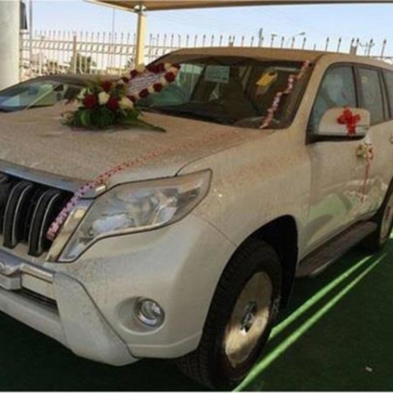 الوالد عبر عن سعادته البالغة بهدية نجله 