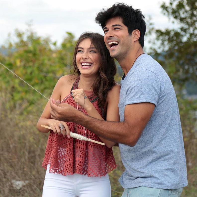 بوراك أوزجيفيت وناصيلهان أتاجول