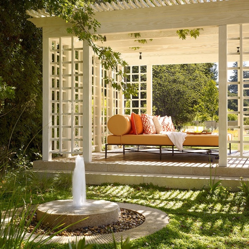 الربيع أجمل الفصول للاستمتاع بالحدائق والجلسات الخارجية