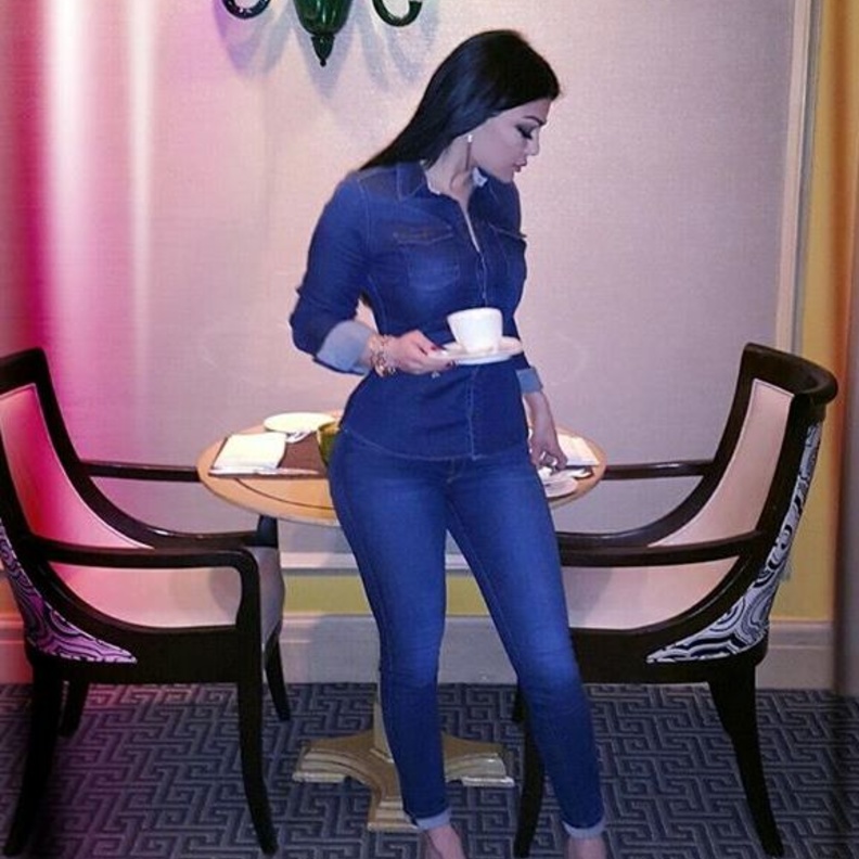 هيفاء وهبي - Haifa Wehbe - و اطلالة الجينز