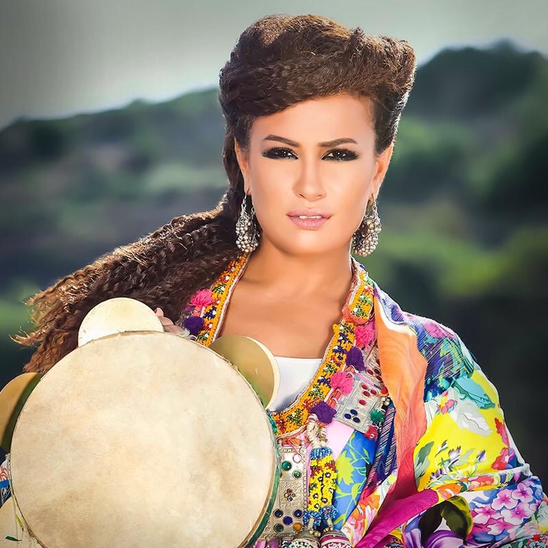 هند صبرى تدافع عن نفسها وعن كل نجوم إعلانات الخير