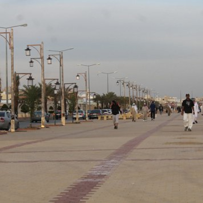  رياضة المشي عوضا عن التسجيل في الاندية الرياضية