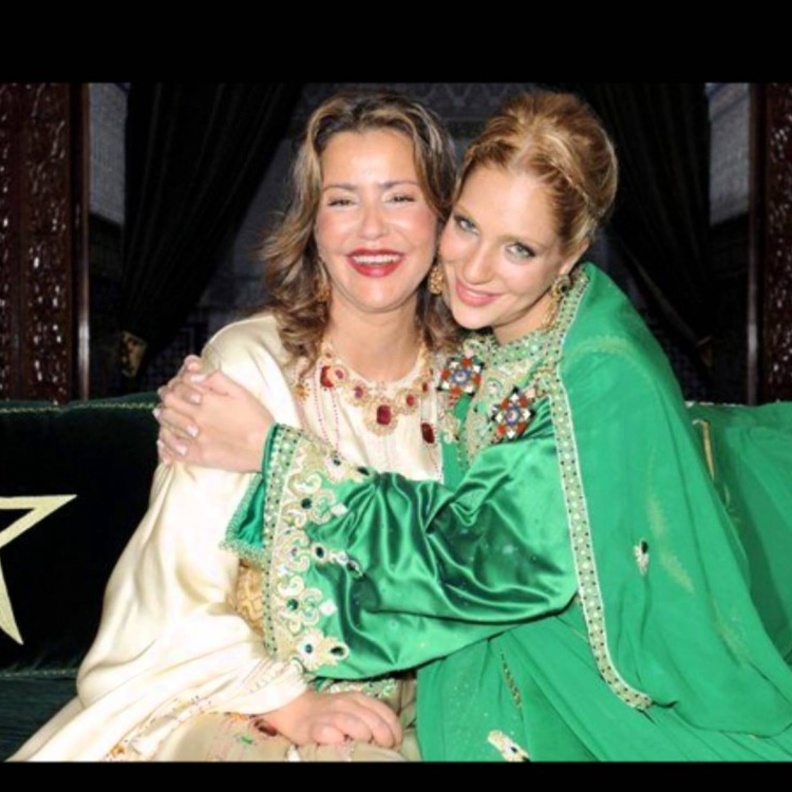 لالة سكينة مع والدتها لالة مريم فى حفل زفافها