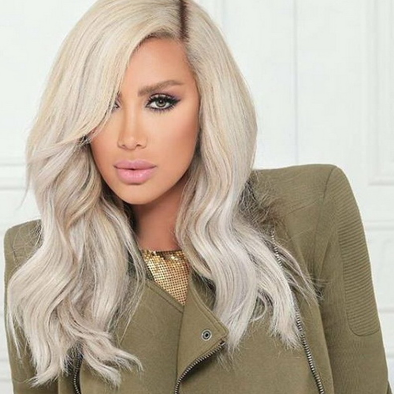 مايا دياب متألقة في احدث جلسة تصوير