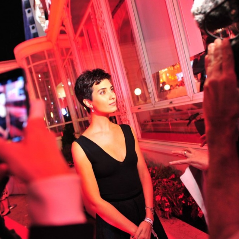 حلاقة شعر التركية توبا بويوكستون تقودها إلى العالمية