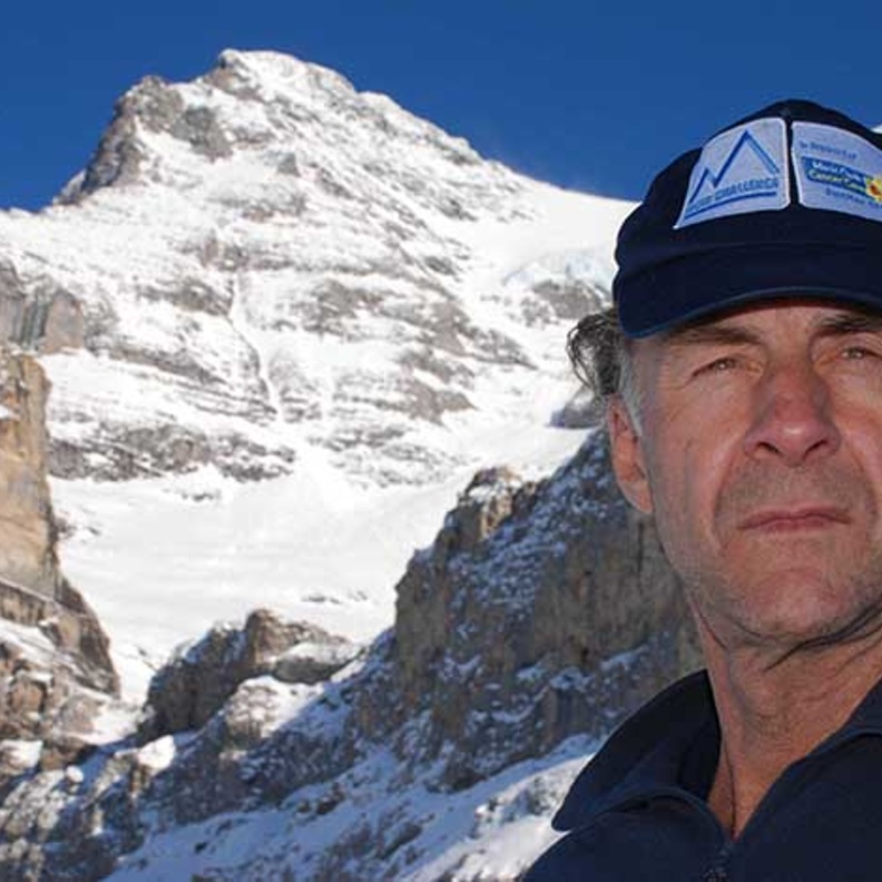 المغامر والمستكشف الشهير السير "رانولف فينيس" ضيف مؤتمر أديبك في أبوظبي