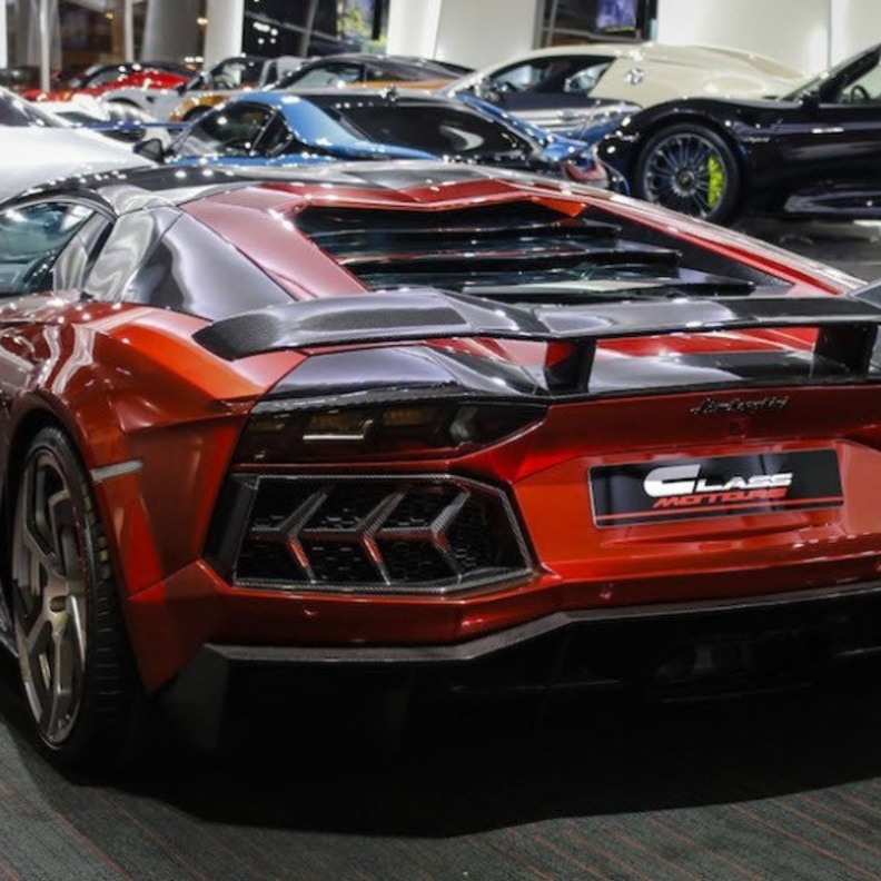 لامبورغيني افينتادور المعدلة من قبل شركة مانسوري