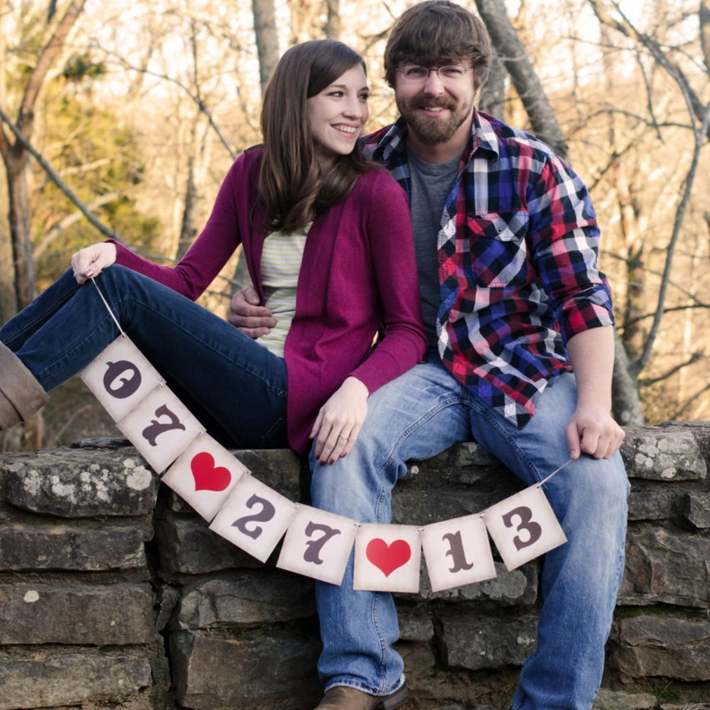 أعلنا عن تاريخ حفل زفافكما بطريقة مميزة..