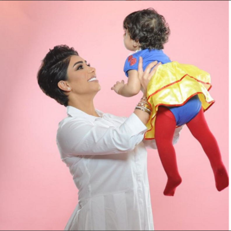 بالصور: تعرفوا على توائم ابناء النجوم العرب