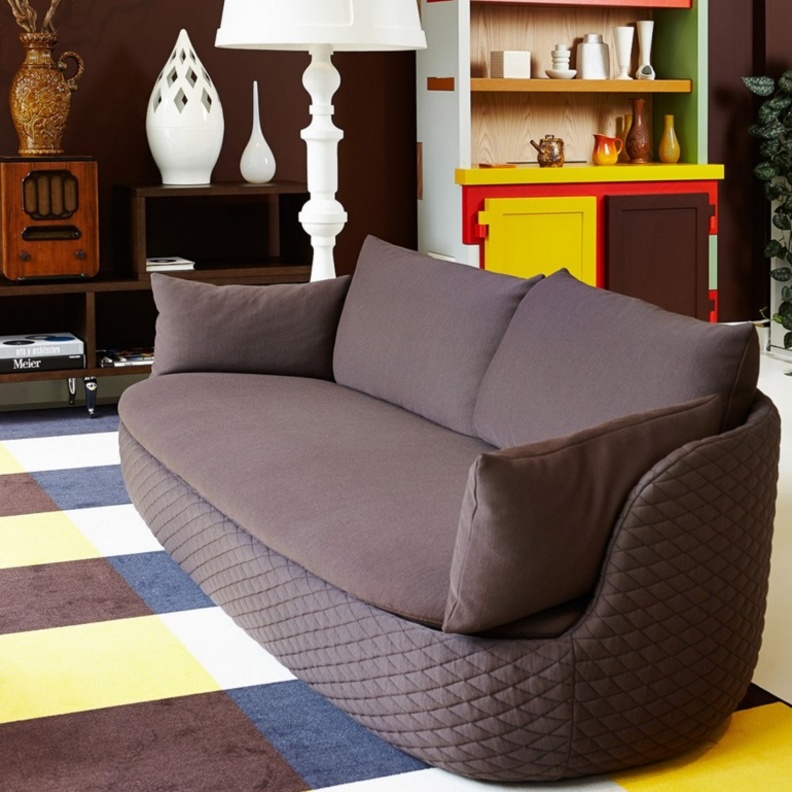 كنب رمادي من Eichholtz