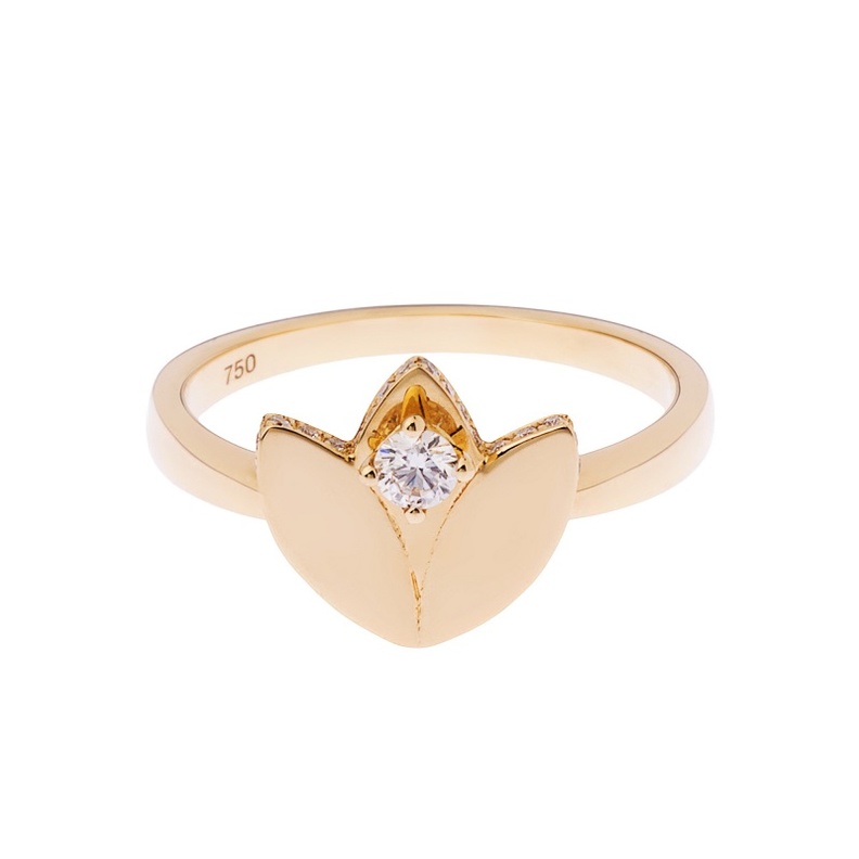 اسوارة ذهب من تصميم العلامة السعودية اوراس  Auras jewels