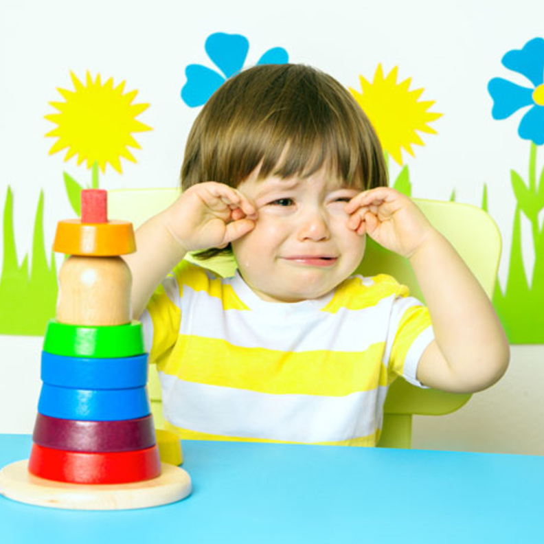  اخطاء تقع فيها الام عندما يرفض طفلها الذهاب الى الحضانة