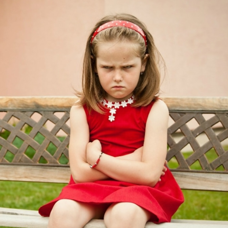 يستخدم الطفل الغضب كنوع من الدفاع عن النفس