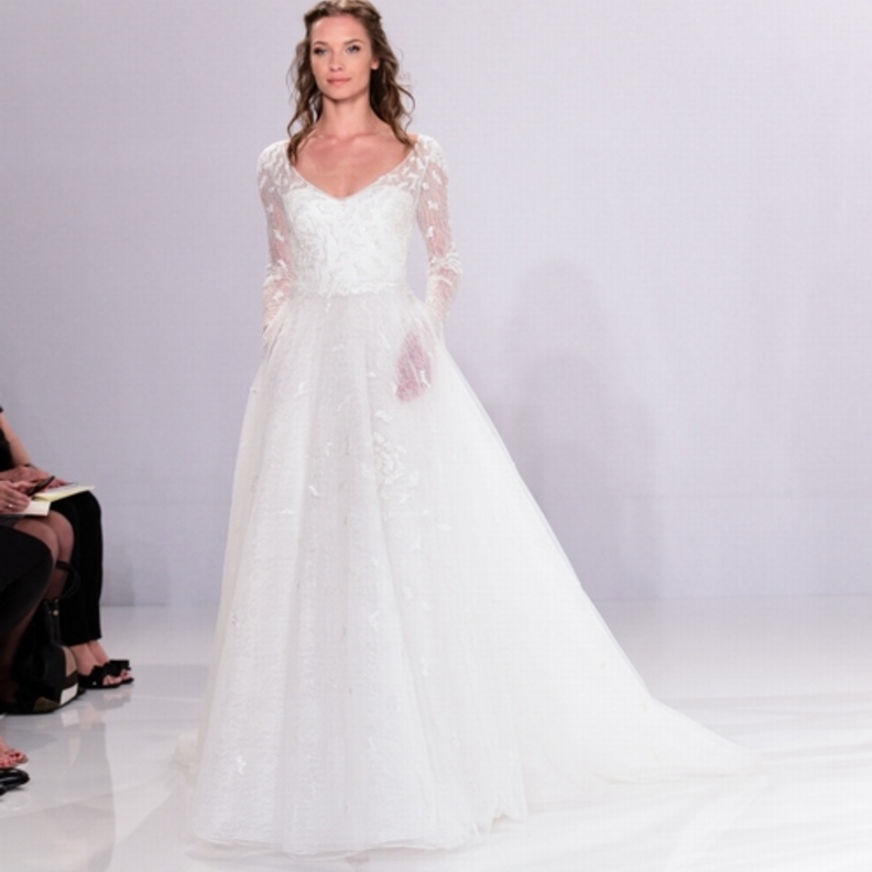 فستان من زهير مراد