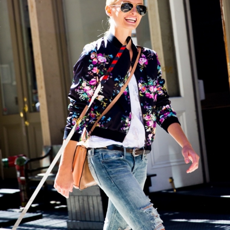 اختاري توب مزينة بالورود لاطلاة رمضانية منعشة