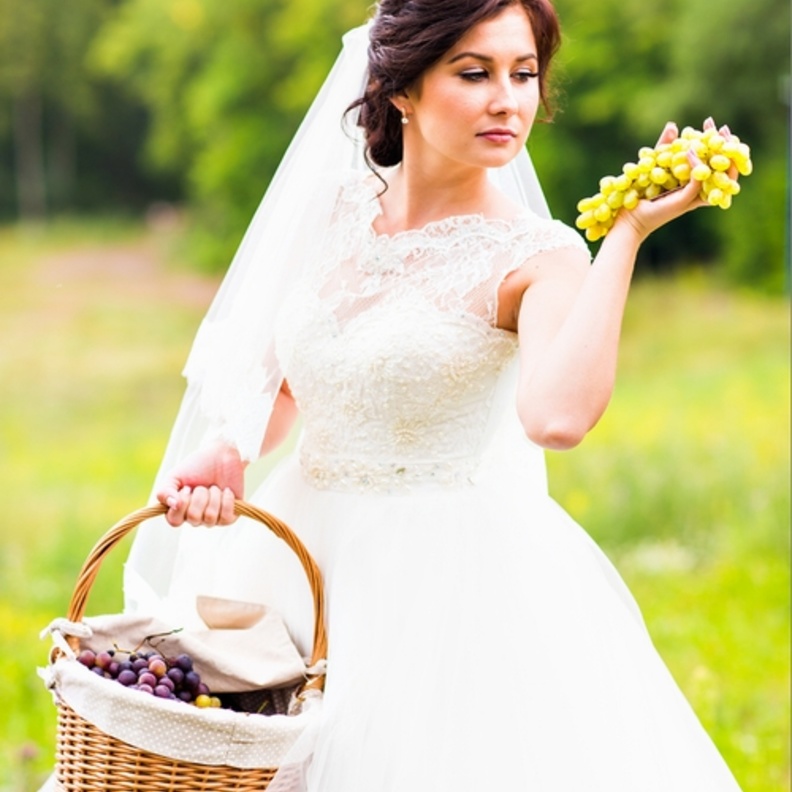 ضعي قطع الخيار لمدة 10 دقائق على الاقل على عيونك