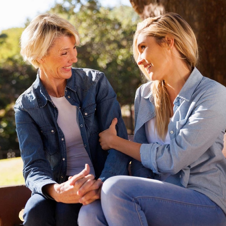 كيف تستعدين لمقابلة اهل العريس للمرة الاولى