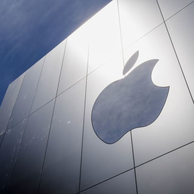 أبل تعالج خلل استغله بيغاسوس لقرصنة هواتف آيفون