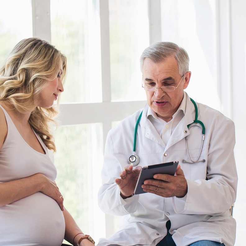 أسباب إلتفاف الحبل السري حول عنق الجنين وكيف يمكن تفادي ذلك