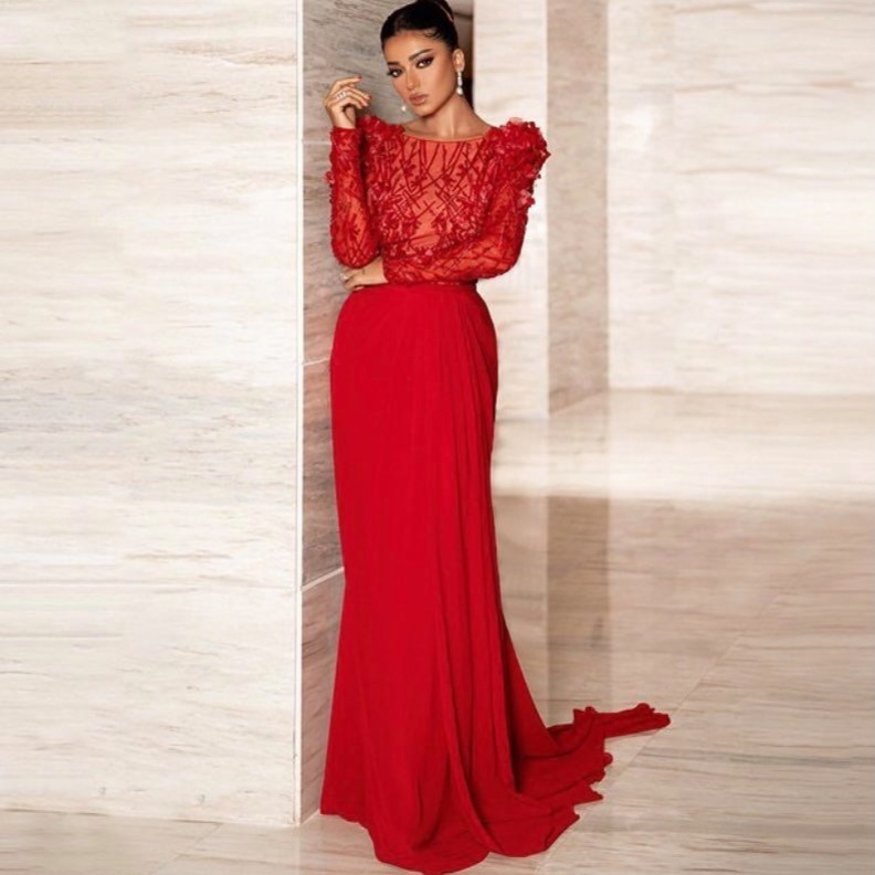 ازياء سهرات ملونة من اطلالات رحمة رياض بتوقيع Tony Ward