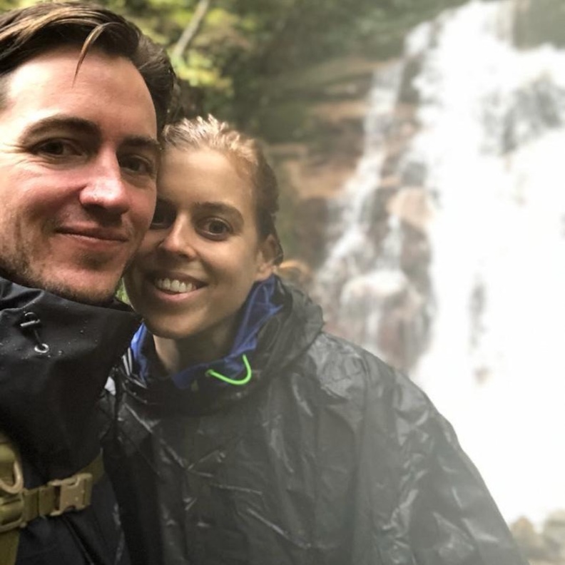 الأميرة يوجين تهنئ شقيقتها الكبرى