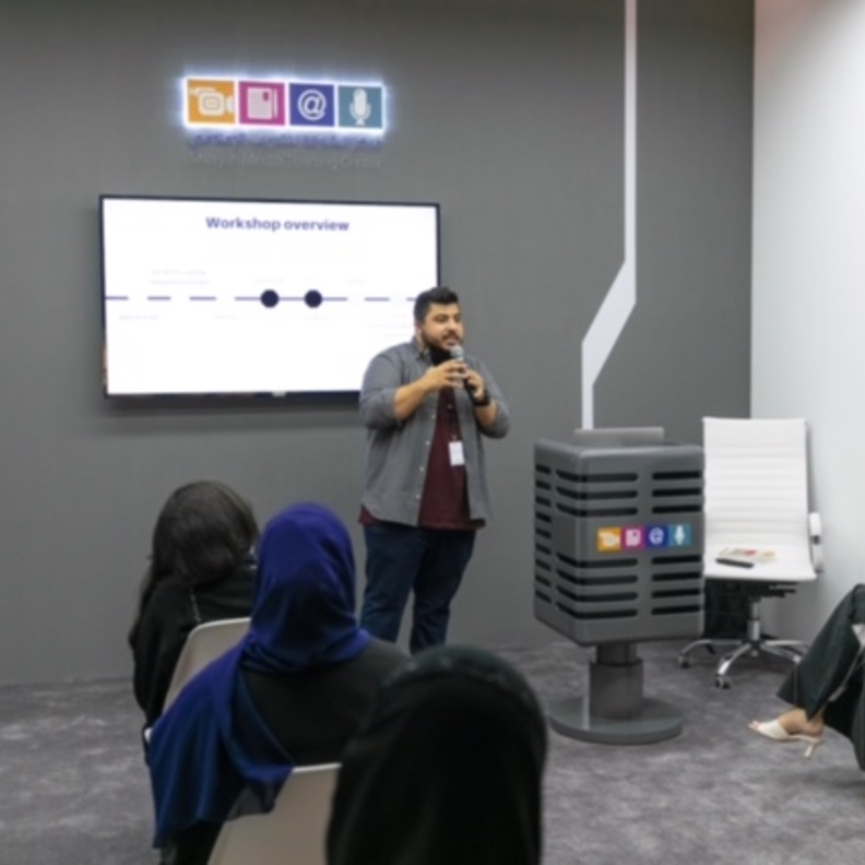"الشارقة للتدريب الإعلامي" يجمع جمهور "الدولي للاتصال الحكومي 2021" في ورش تقنية لصناعة المحتوى الإعلامي الجديد