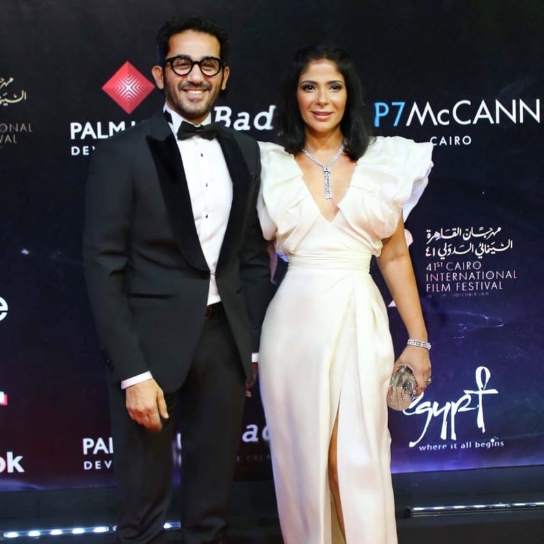 انستغرام منى زكي