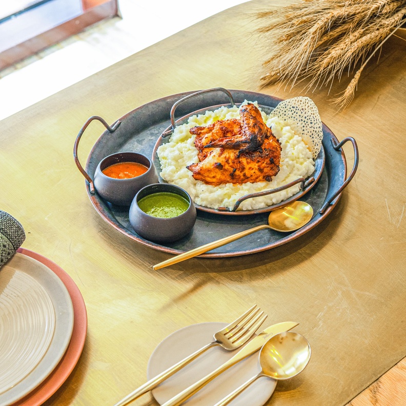 تاريخ عريق ومذاق أصيل يحمله طبق السليق الطائفي في مطعم سهيل