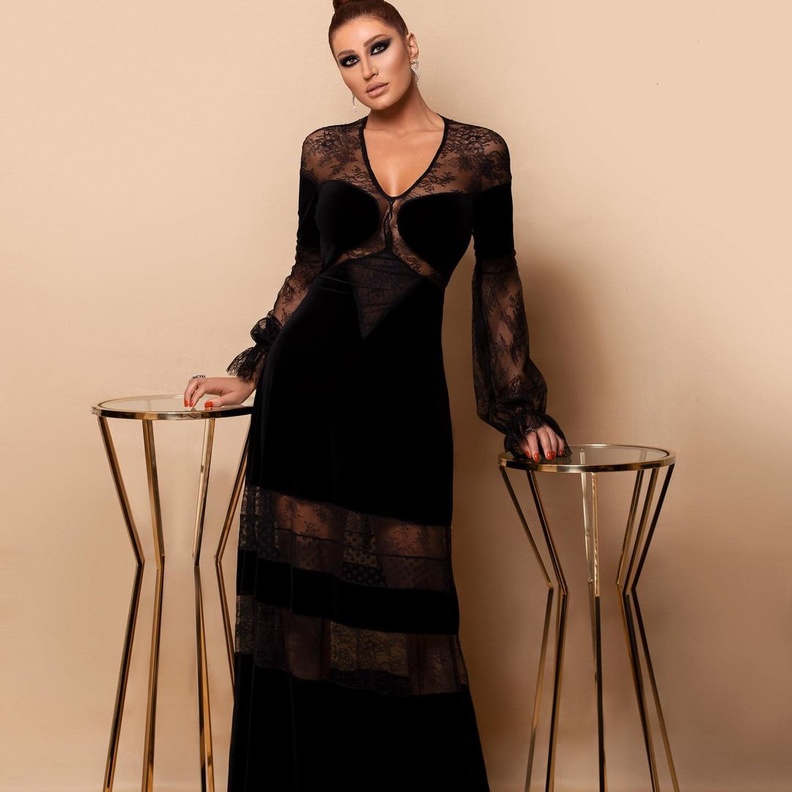 فساتين سهرة عصرية باللون الاسود مستوحاة من إطلالات هبة نور