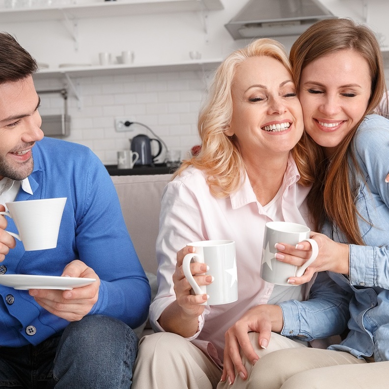 كيف أتعامل مع أهل زوجي بعد إنتهاء المشاكل